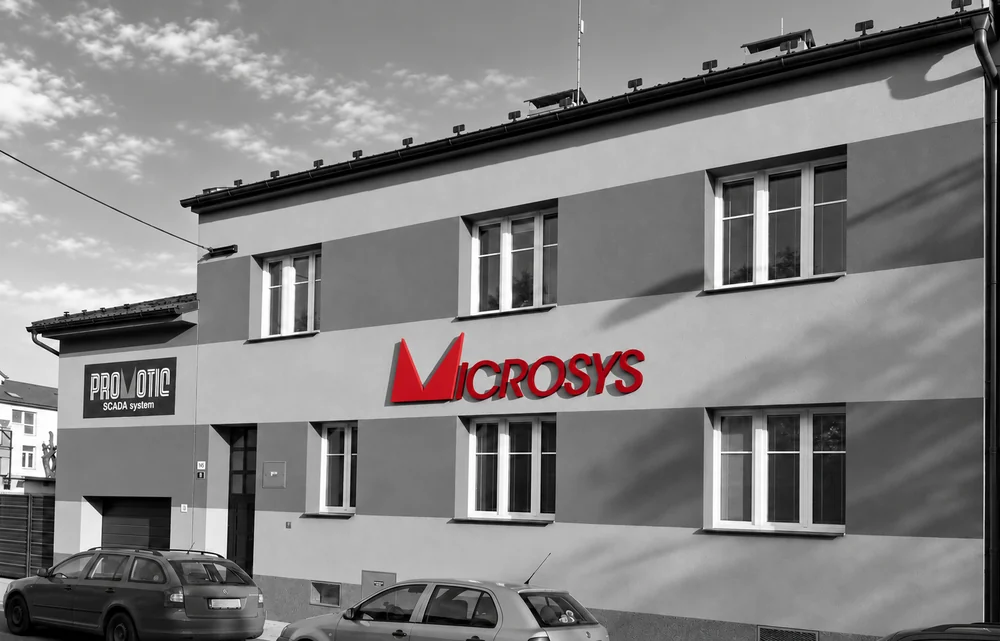 Microsys Ostrava – dodaná fotografie budovy s upravenou atmosférou